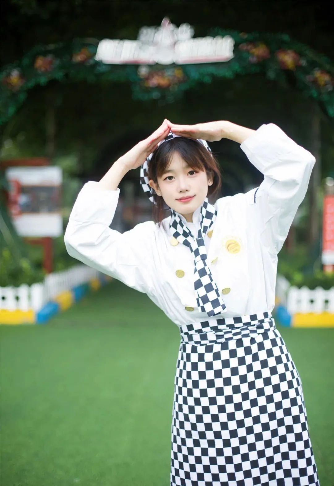 00��С��������ж�ְУ������Ϊ��У��ʦ���Ѳα�̲ģ�