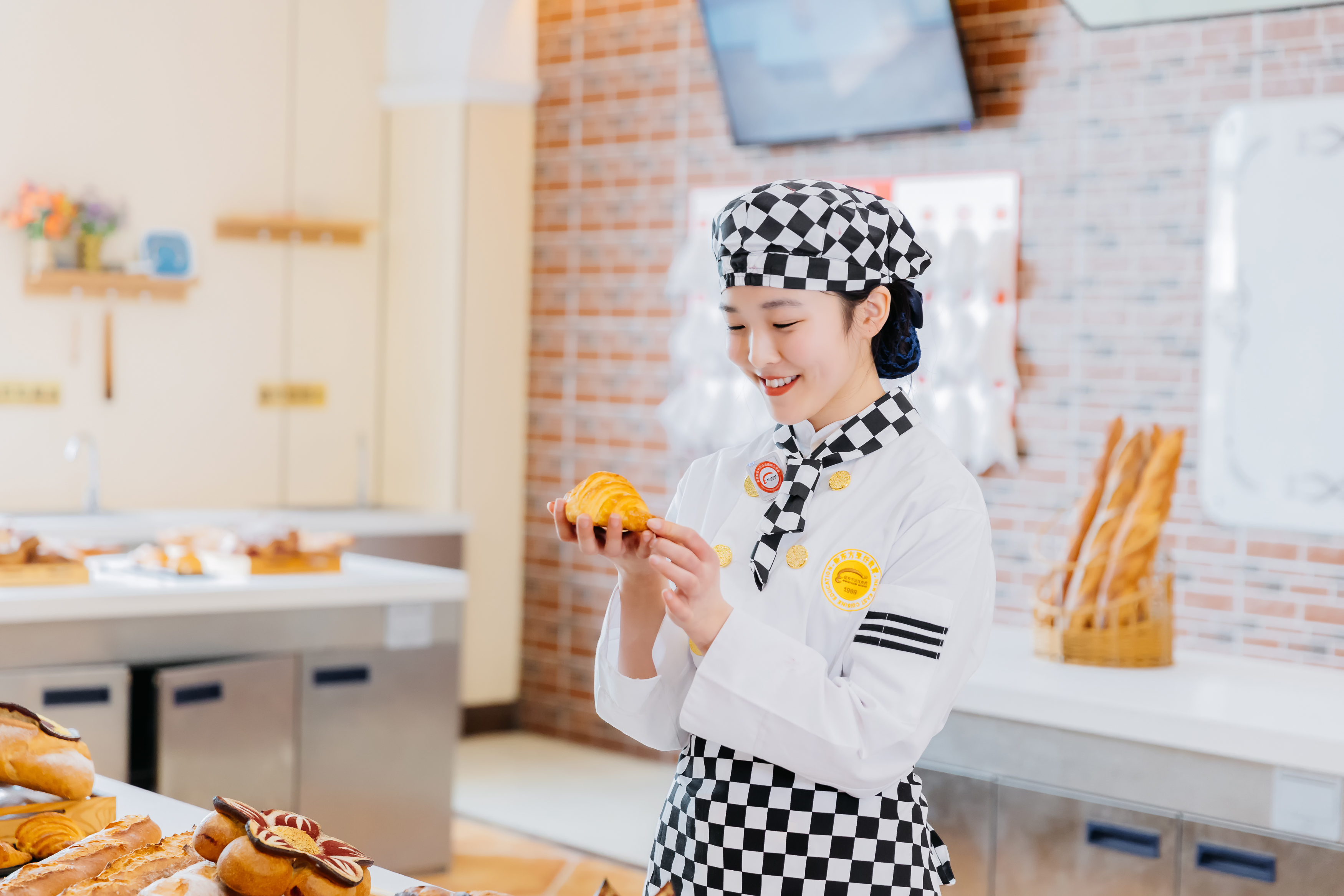 ��ѧһ�����£������¶���ѧ�ӵ�У԰������ʲô���ģ�