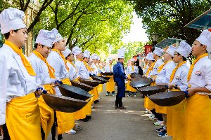 �������ã������¶���У԰����Ҳ̫��Ȥ�˰ɣ�