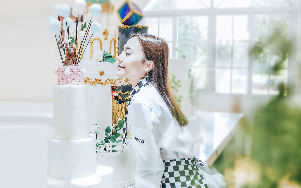 00��������У԰�����ӣ������¶���ȫ���У�