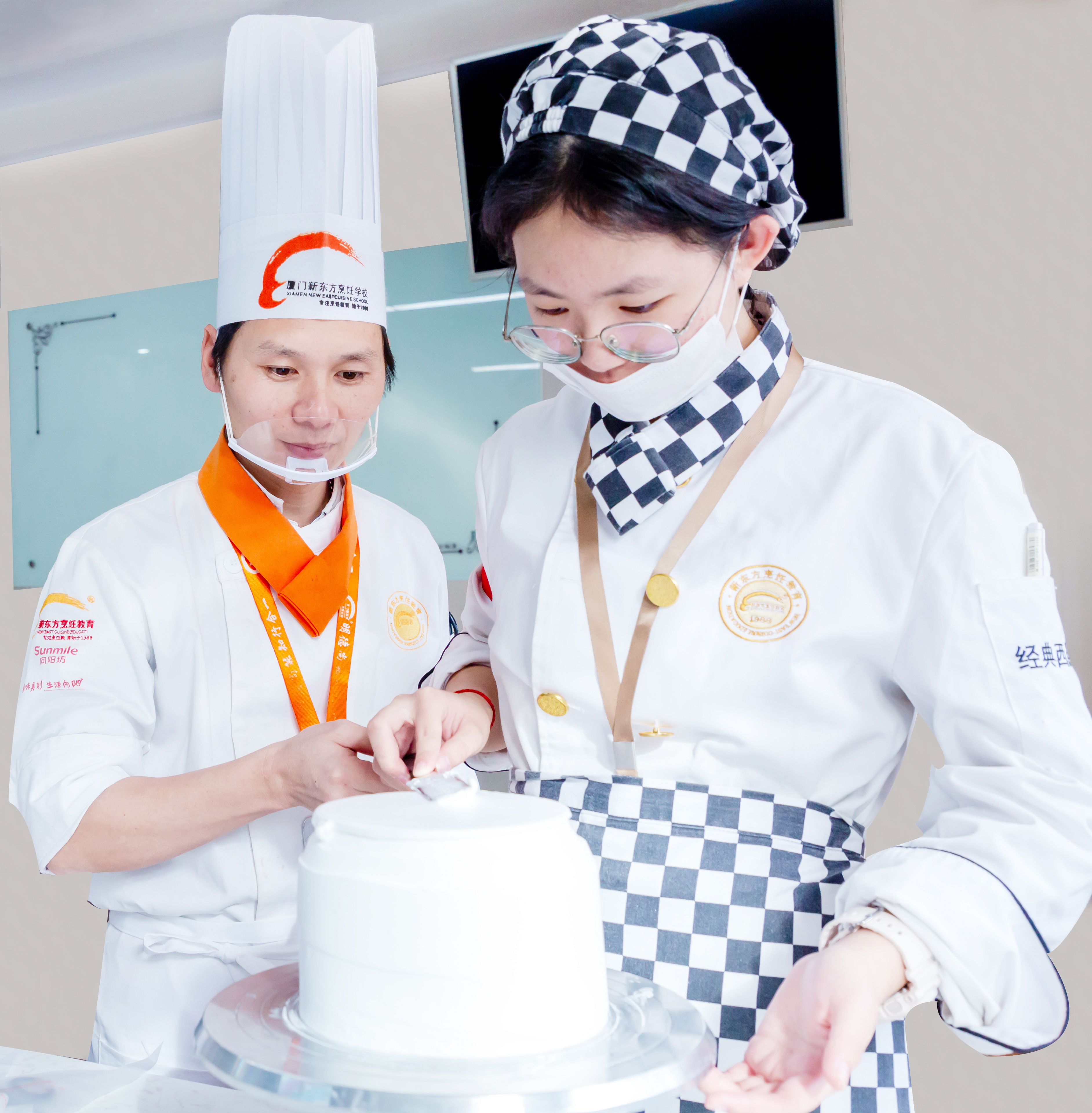 ѧ���᣿ѧ�����������¶�����ʵѵģʽ����ַ��Ӱ���ѧ������