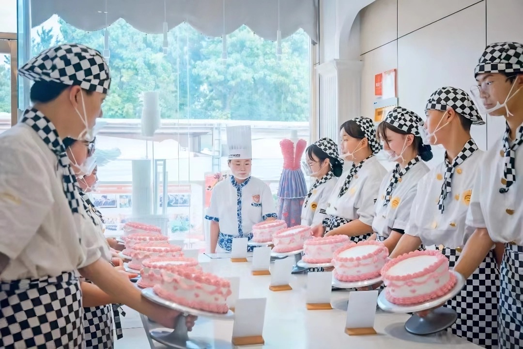 ��ͼԤ������ĩ�󿼣�һ�����ۼ�֤����ѧ���ǵ���Ʒ��~