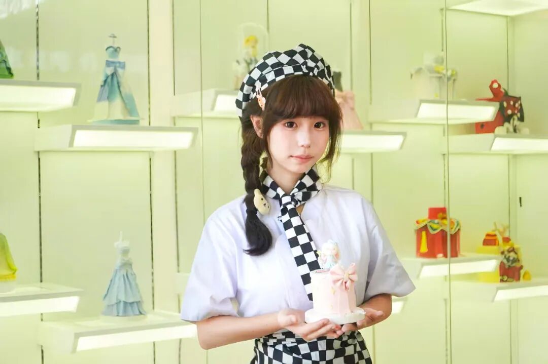 �������������������¶���ѧУ���һ�˵��